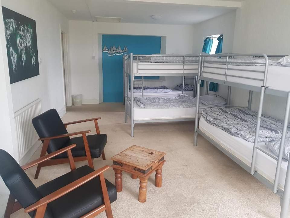 Blue Room Hostel Newquay New Quay Exteriör bild